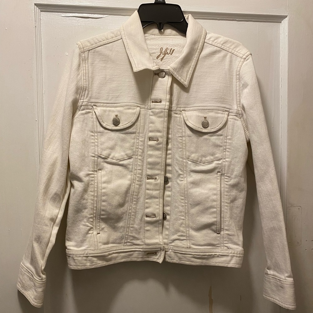 J. Jill denim jacket. Rarely worn - excellent condition!